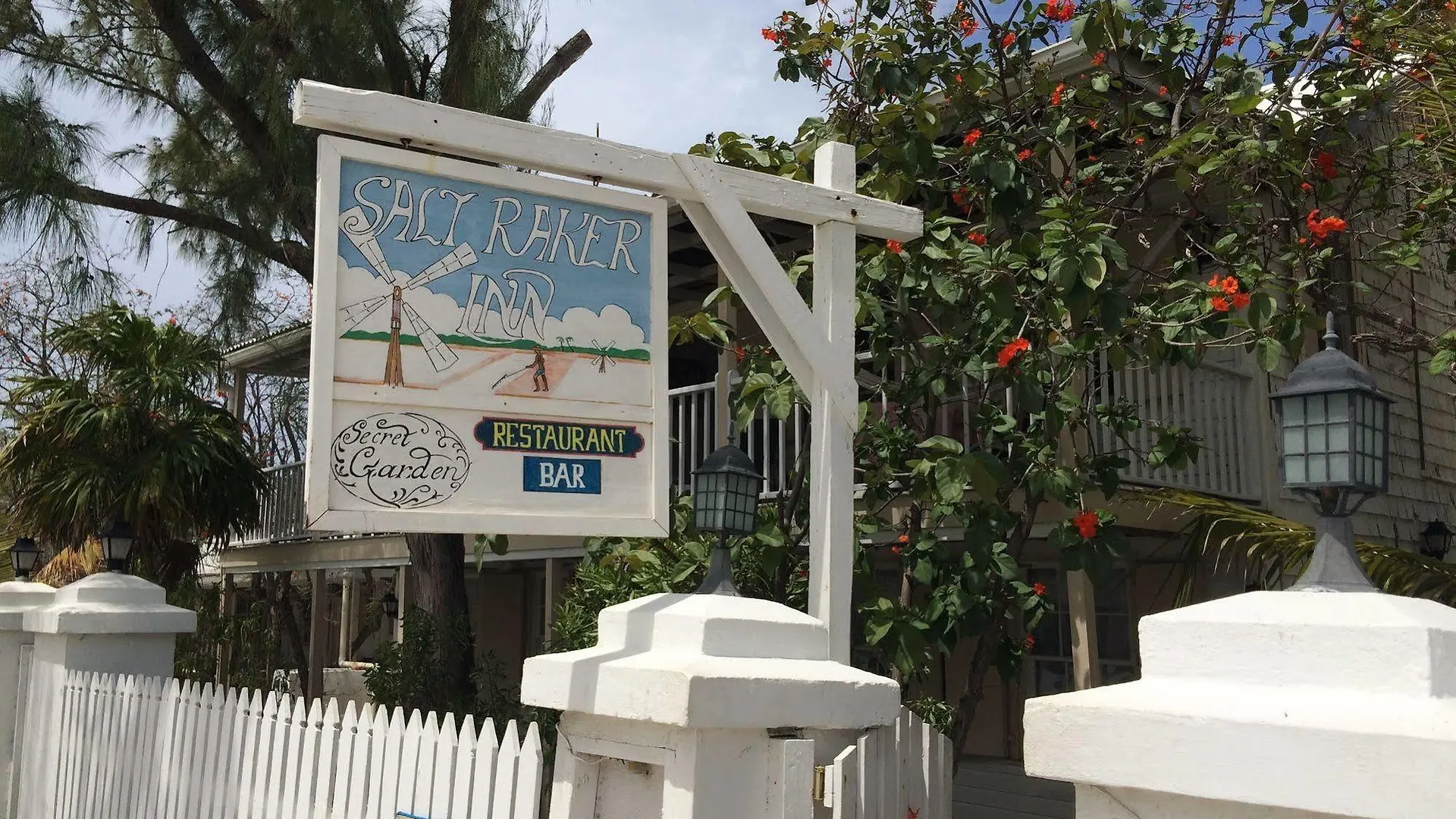 Hotel The Salt Raker Inn Grand Turk